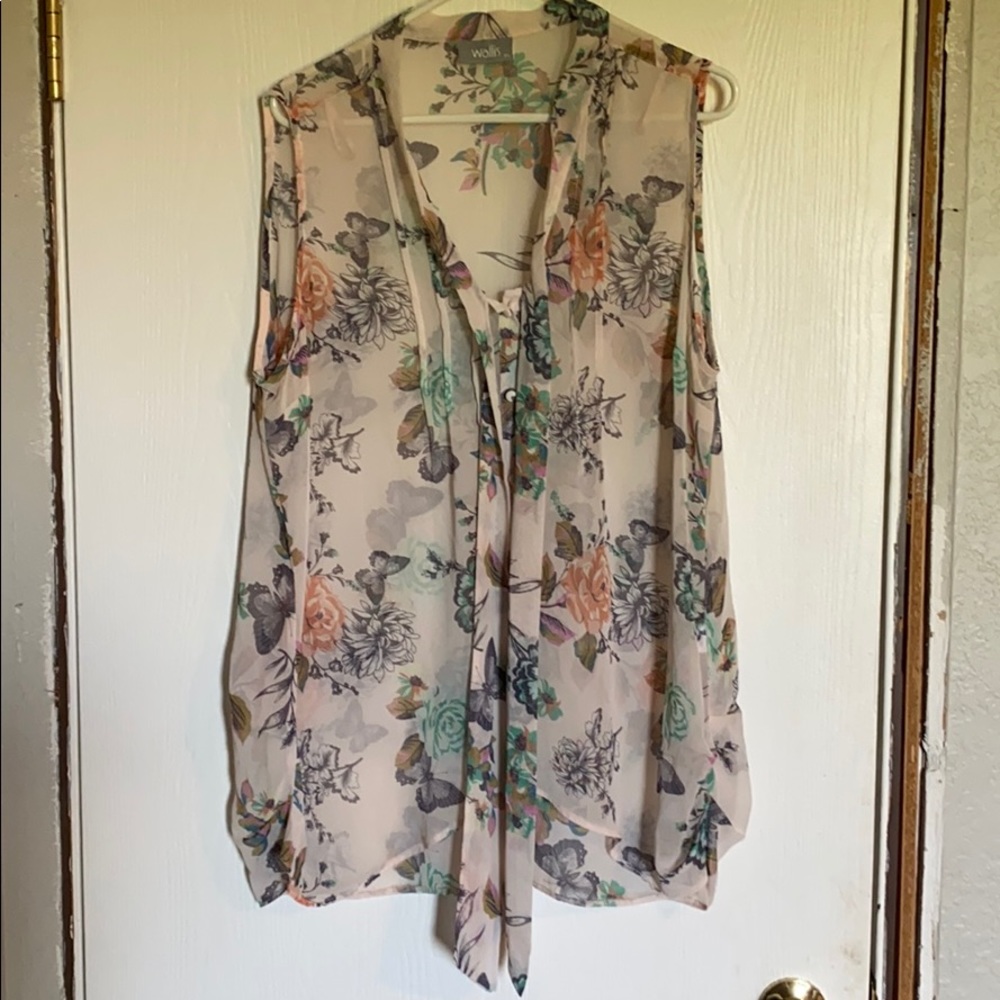 Lightweight tank top blouse